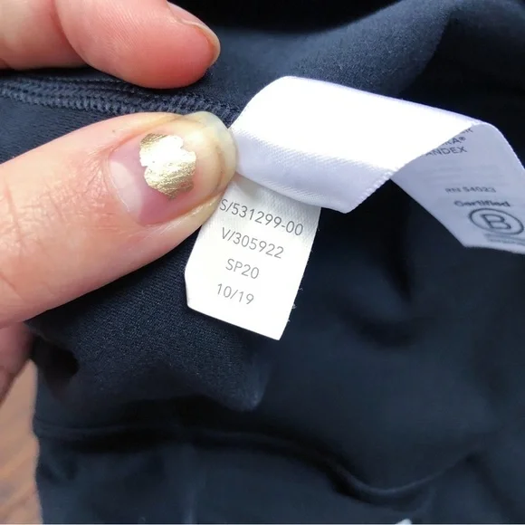 Athleta • Colorblock Salutation Stash Pocket Tight 7/8 black white leggings - Picture 6 of 12